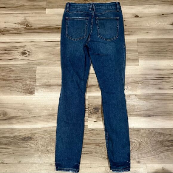 Good American Good Leg Skinny Jeans Women’s 6/28 - Picture 5 of 5